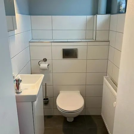 Ruegenferienhaus By Interhome Semesterbostad Schaprode